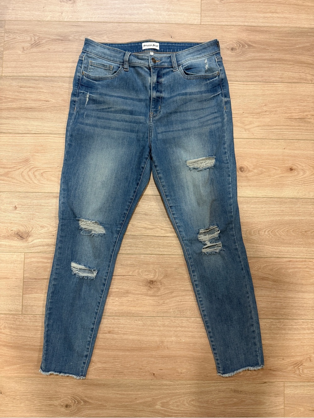 Studio Blue Bella High Rise Super Distressed Skinny Ankle Jeans (Size 31)
